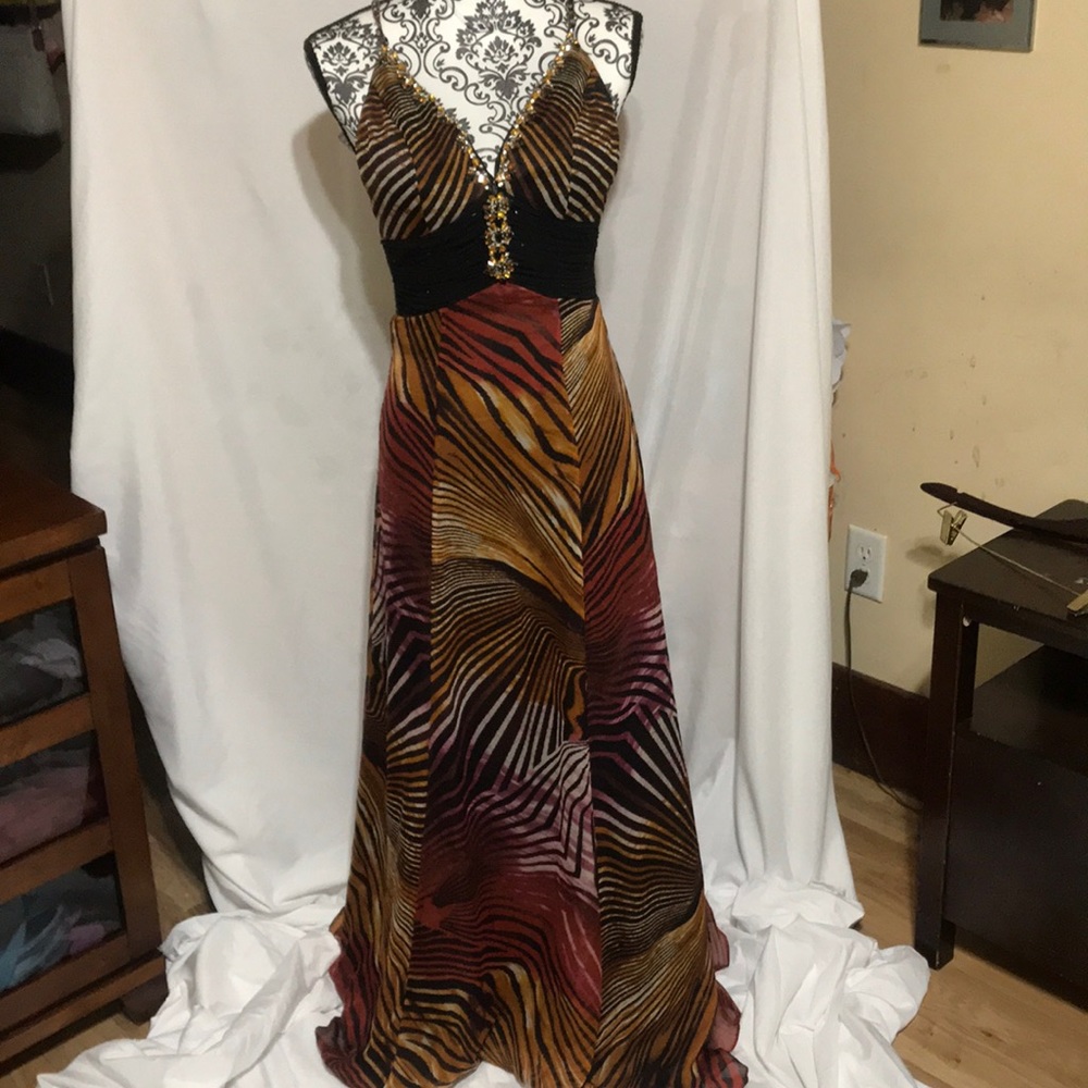 women’s Mari Lee Formal Dress Size 1,2